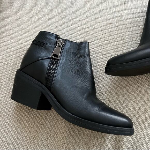 SENSO Quail Black Leather Zipper Ankle Booties - Picture 4 of 8